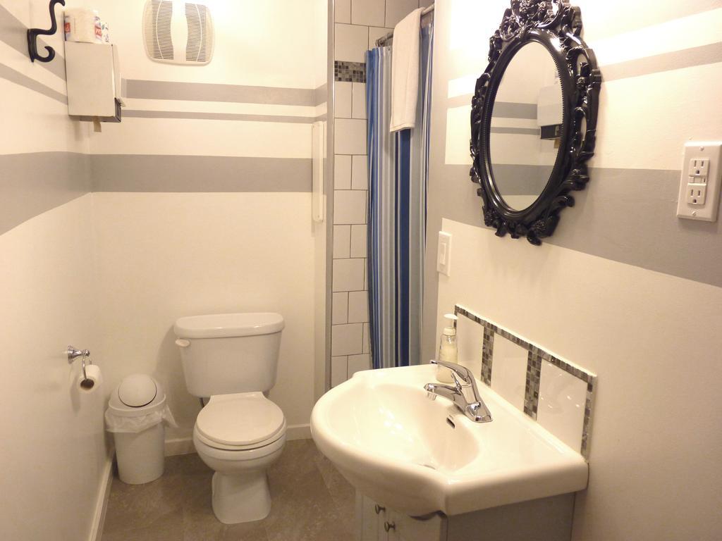 Pioneer Inns Prince Rupert Bilik gambar